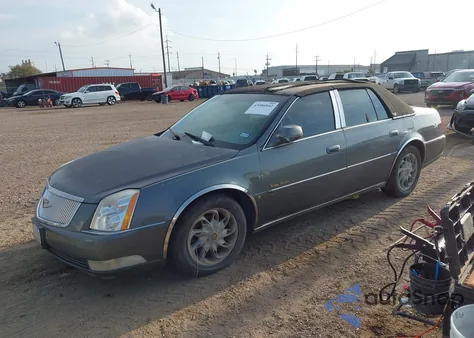 2008 Cadillac Dts 1Sd z USA, uszkodzony, nr VIN 1G6KD57Y38U154893